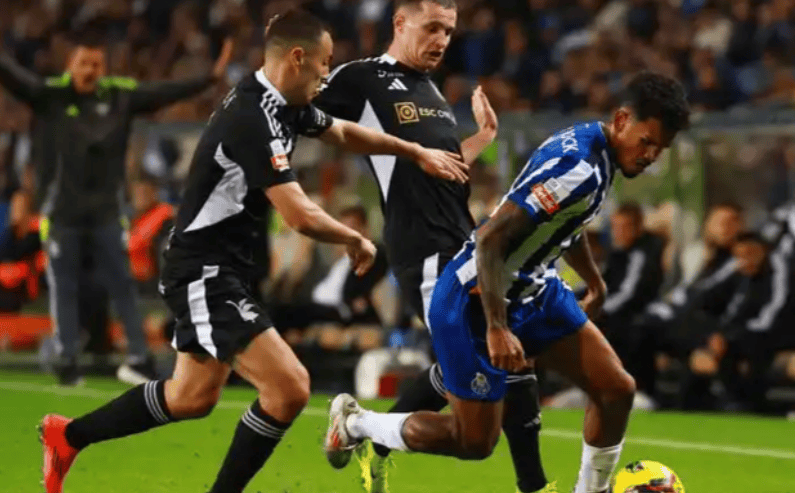 体育博彩app-包含离谱！阿扎伦卡在法国队比赛中出色防守国际比赛日广厦男篮备战葡超，今夜波尔图调整名单以备法甲的词条