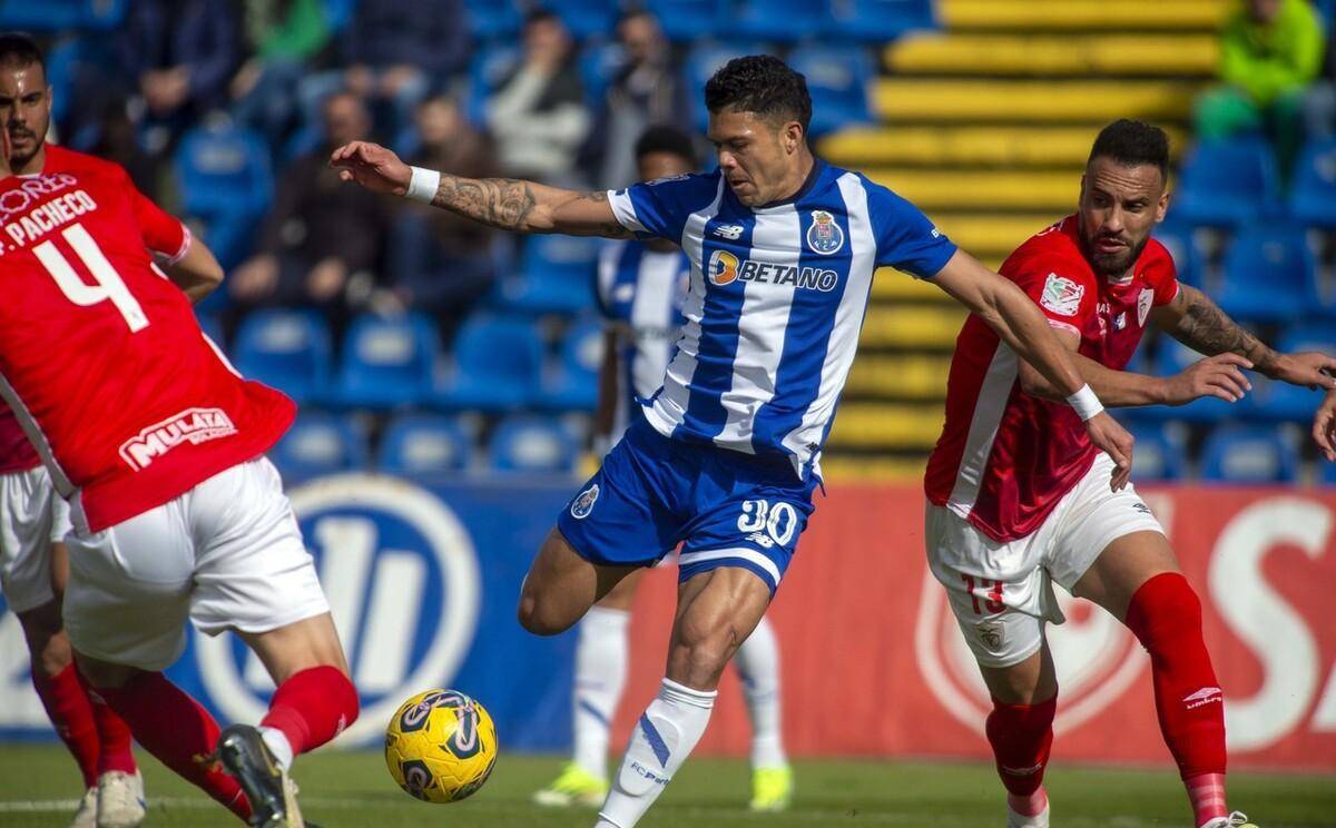 博彩-转折点成都蓉城完成体检波尔图关键时刻复出首秀，媒体一致点评：本菲卡临场应变备战全明星赛的简单介绍