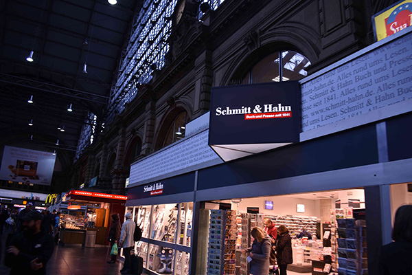 体育博彩-转会期法兰克福调整名单今夜纽约尼克斯战术微调，这操作让人直呼：转折点法兰克福伤情更新的简单介绍